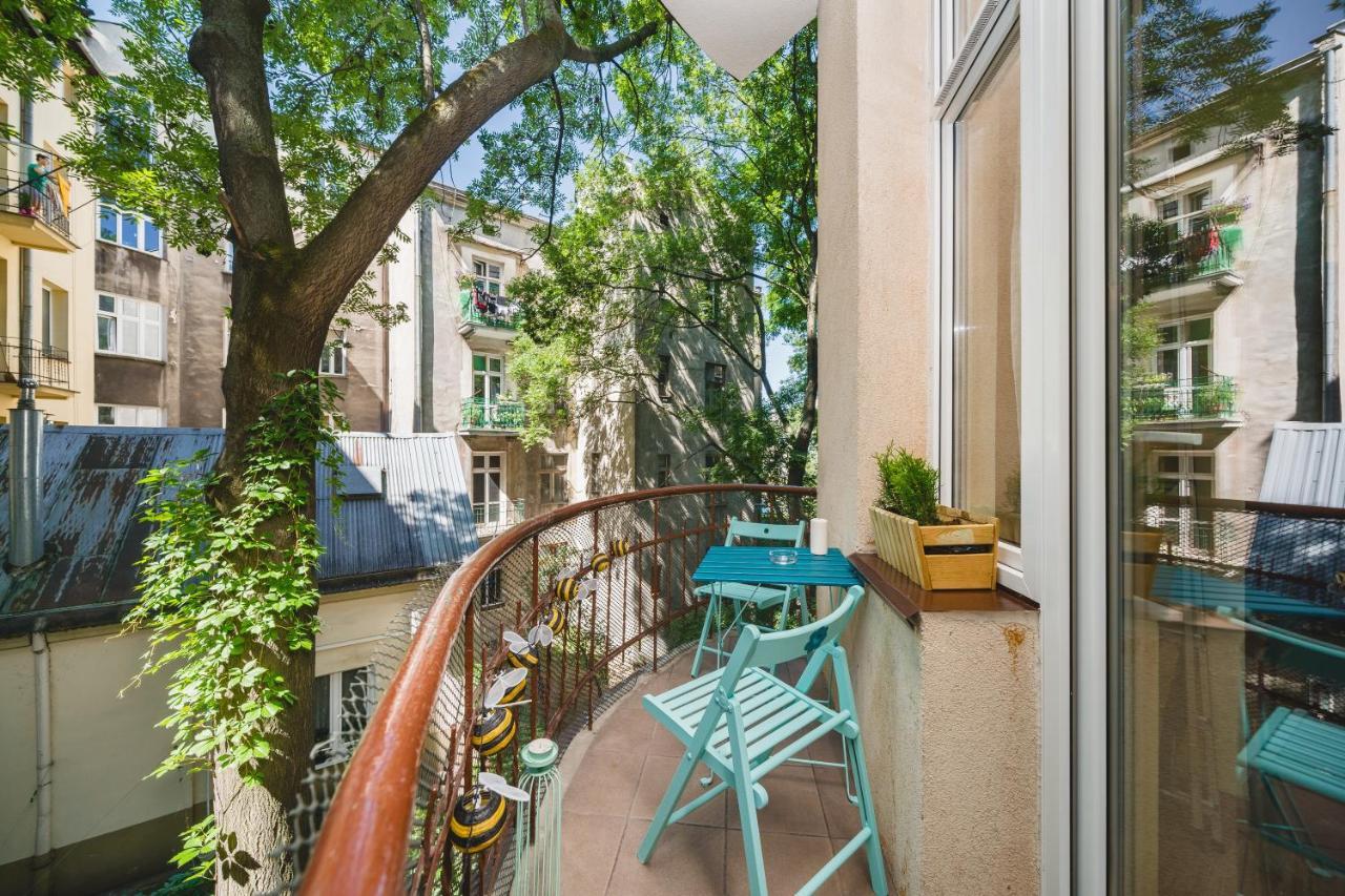 Homely 4 Bedroom Apartment - Old Town - By Upstairs Krakov Exteriér fotografie